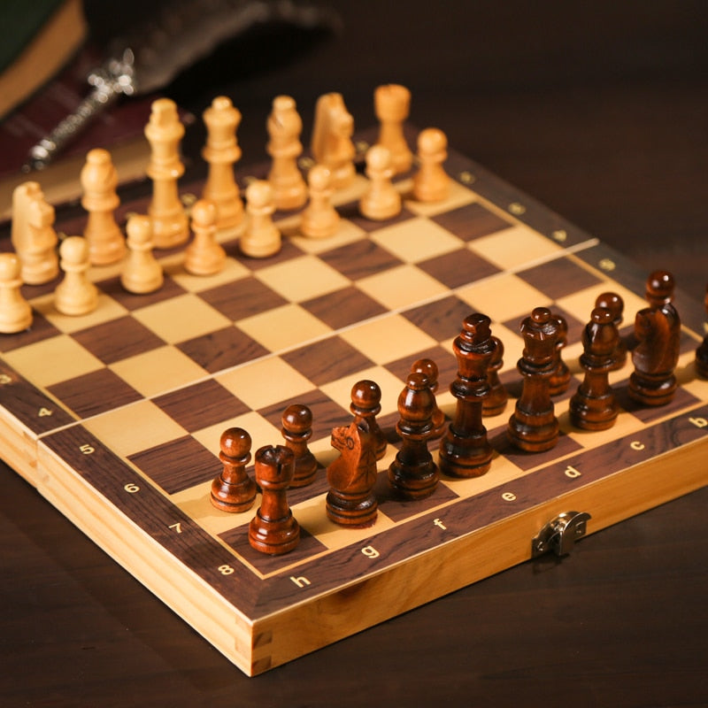 Gorgeous 15'' Wooden Folding Chess Set - Magnetic Functionality